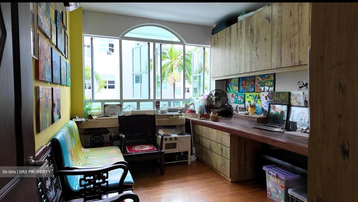 Jalan Loyang Besar (D17), Terrace #509654751